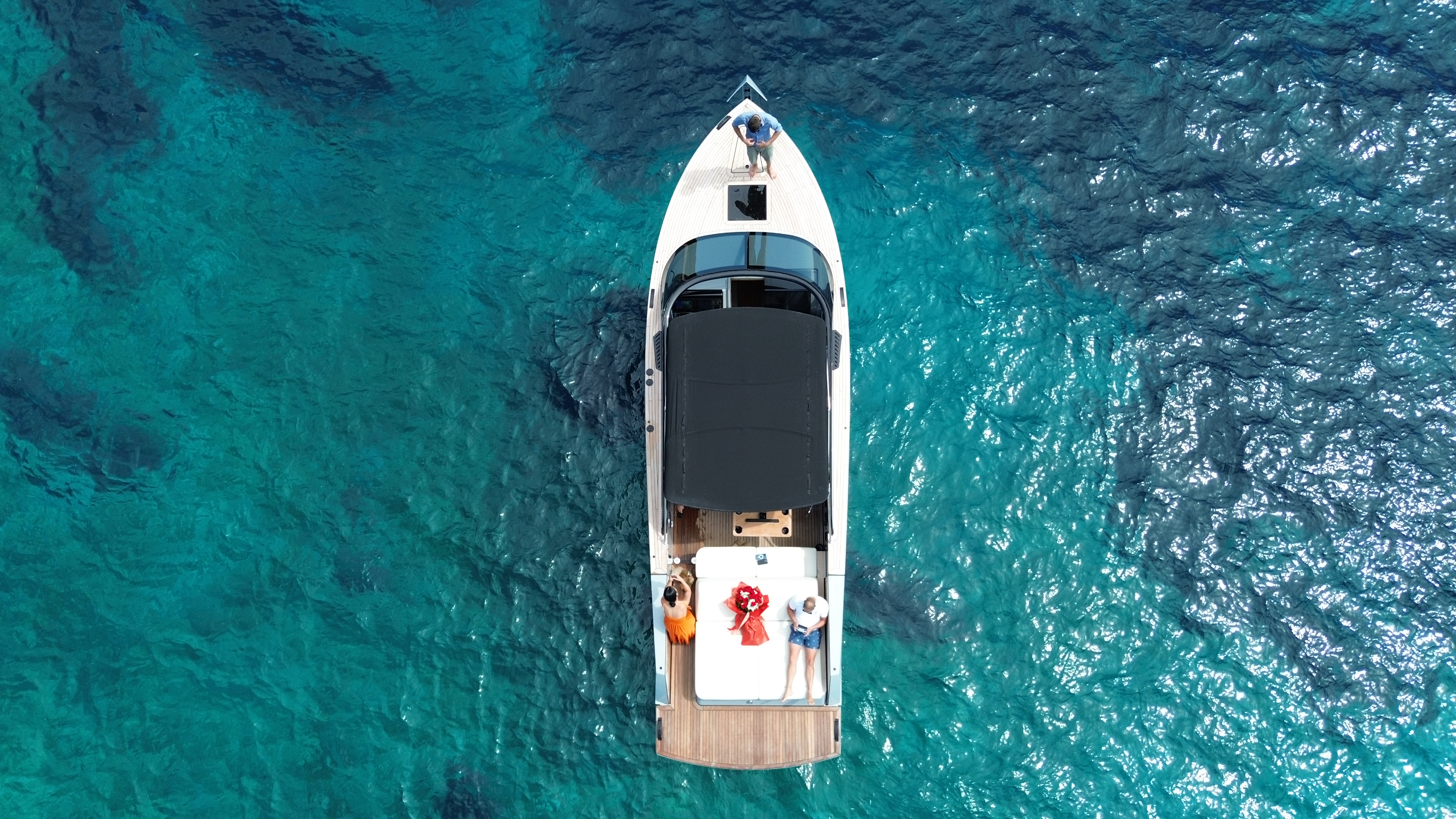 Pelagosa 33 from above
